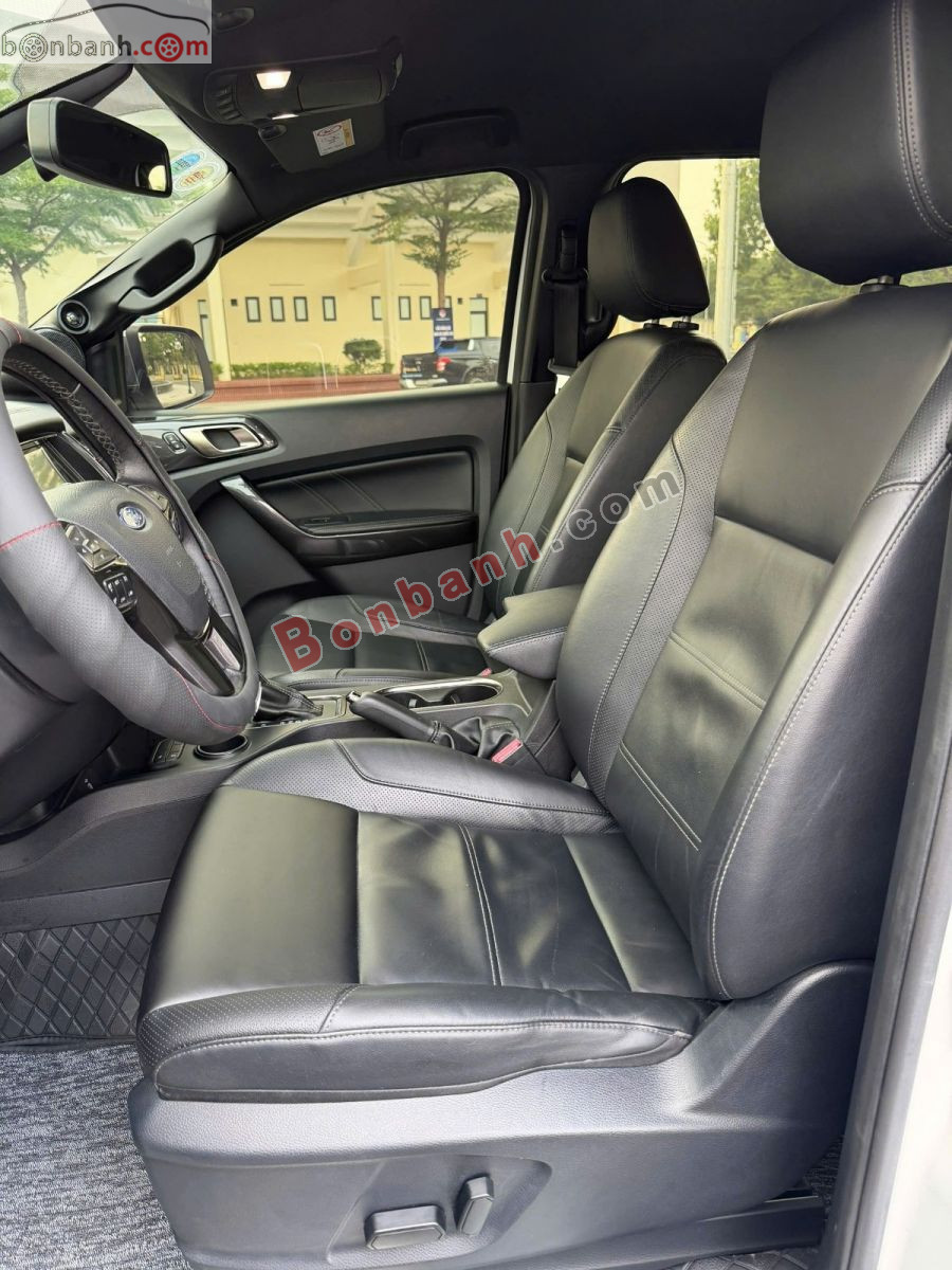 Bán ô tô Ford Everest Titanium 2.2L 4x2 AT - 2018 - xe cũ