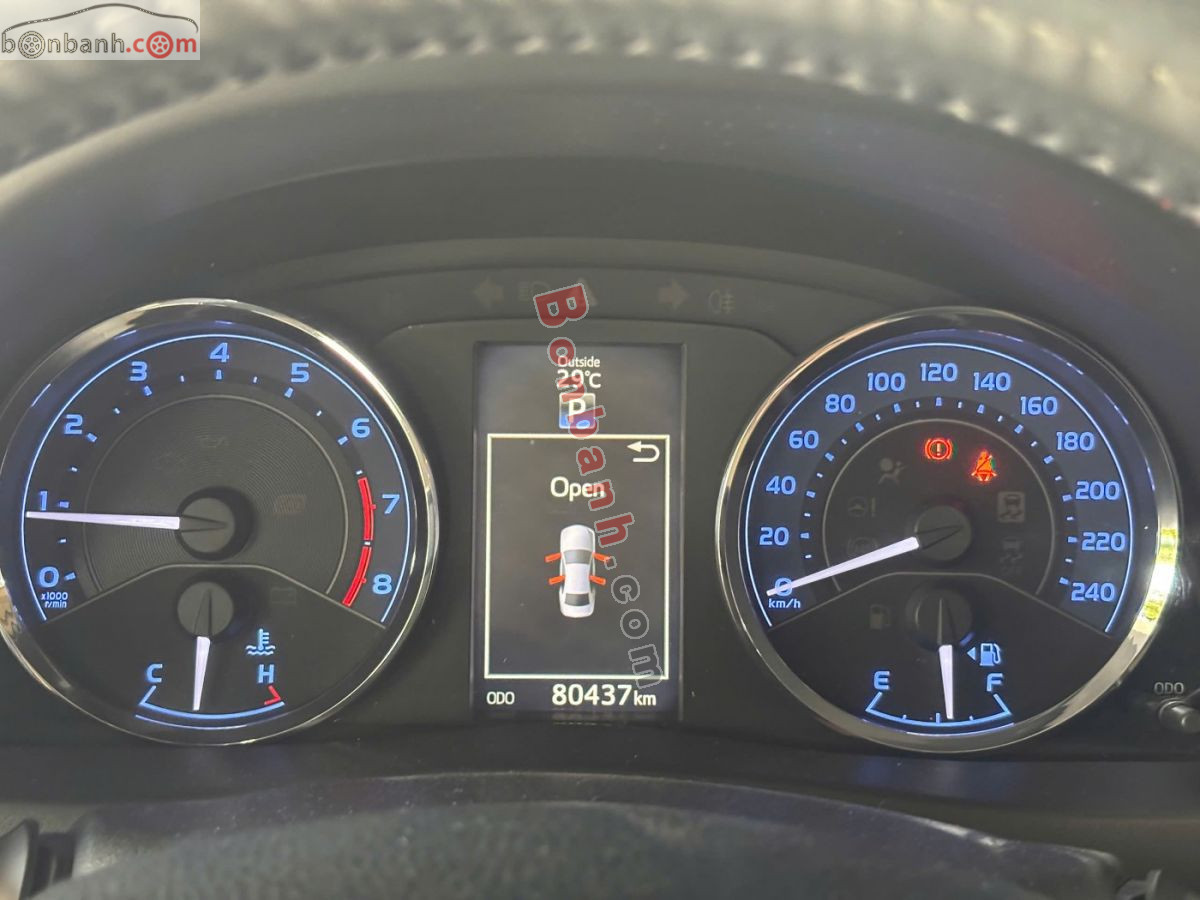 Bán ô tô Toyota Corolla altis 1.8E AT - 2017 - xe cũ