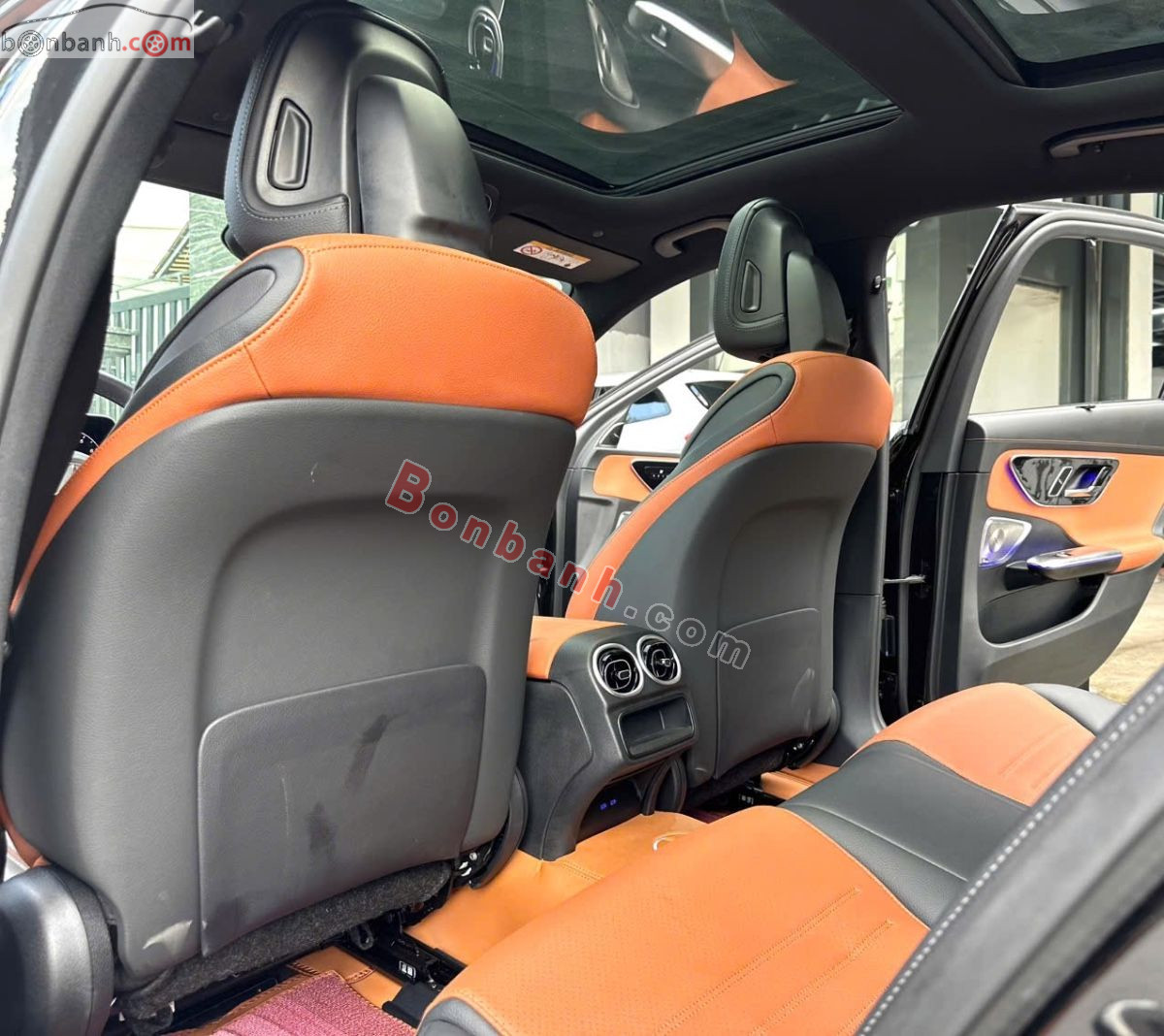 Bán ô tô Mercedes Benz C class C300 AMG - 2025 - xe cũ