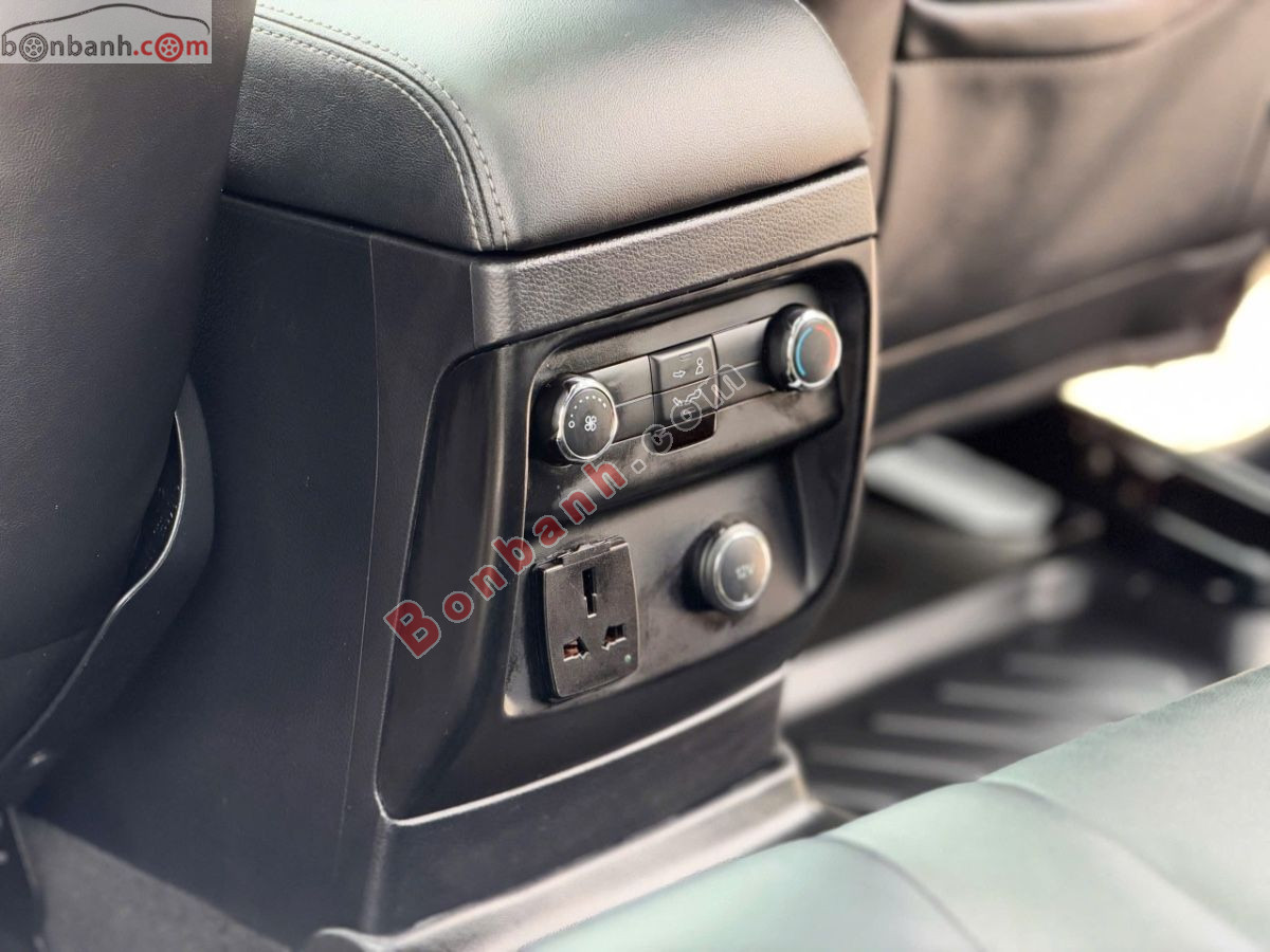 Bán ô tô Ford Everest Titanium 2.0L 4x4 AT - 2019 - xe cũ