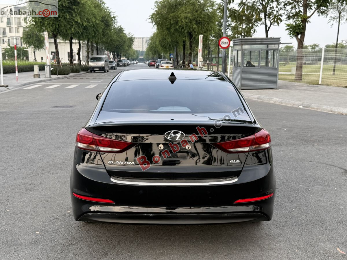 Bán ô tô Hyundai Elantra 1.6 AT - 2018 - xe cũ