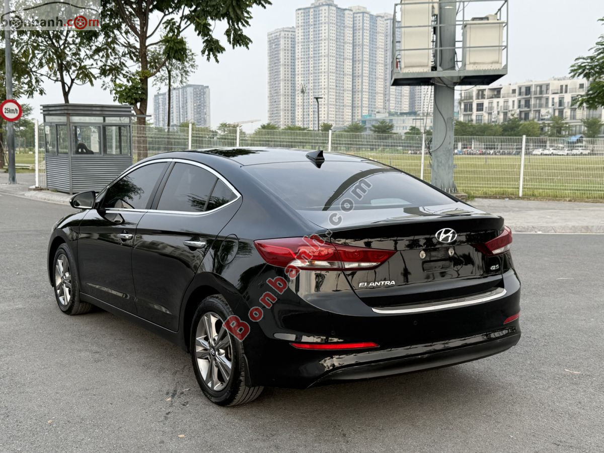 Bán ô tô Hyundai Elantra 1.6 AT - 2018 - xe cũ