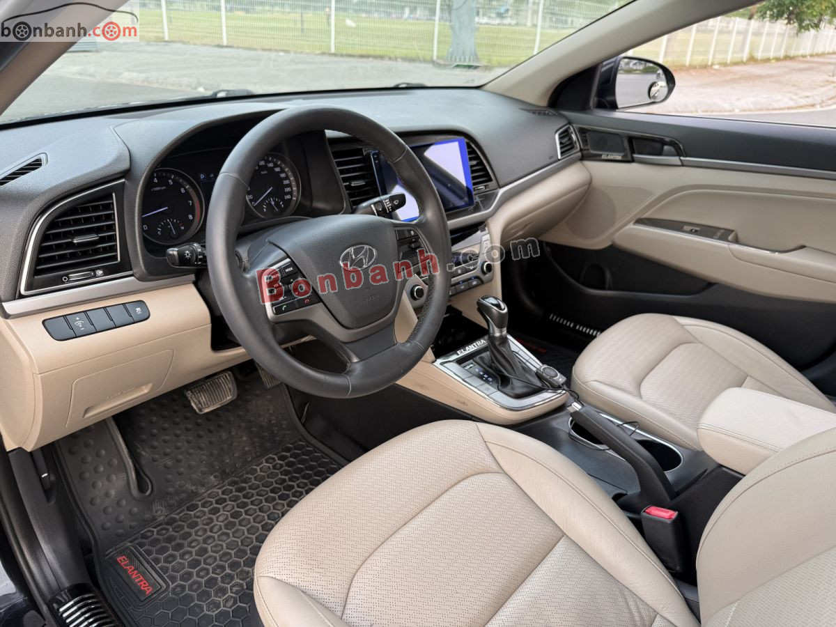 Bán ô tô Hyundai Elantra 1.6 AT - 2018 - xe cũ