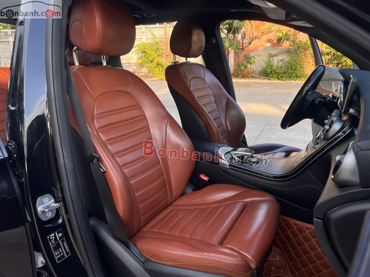 Bán ô tô Mercedes Benz GLC 300 4Matic - 2016 - xe cũ