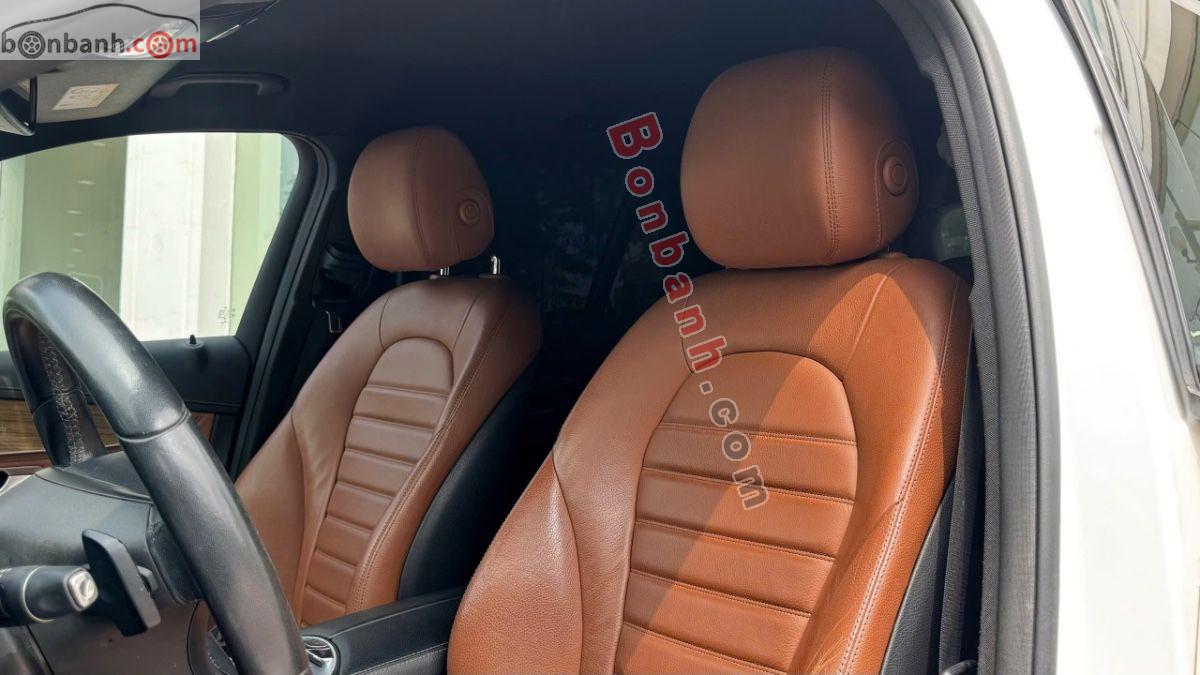 Bán ô tô Mercedes Benz GLC 250 4Matic - 2017 - xe cũ