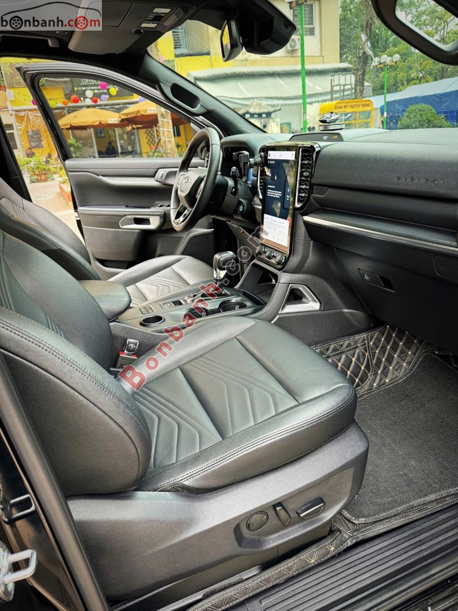 Bán ô tô Ford Everest Titanium 2.0L 4x2 AT - 2022 - xe cũ