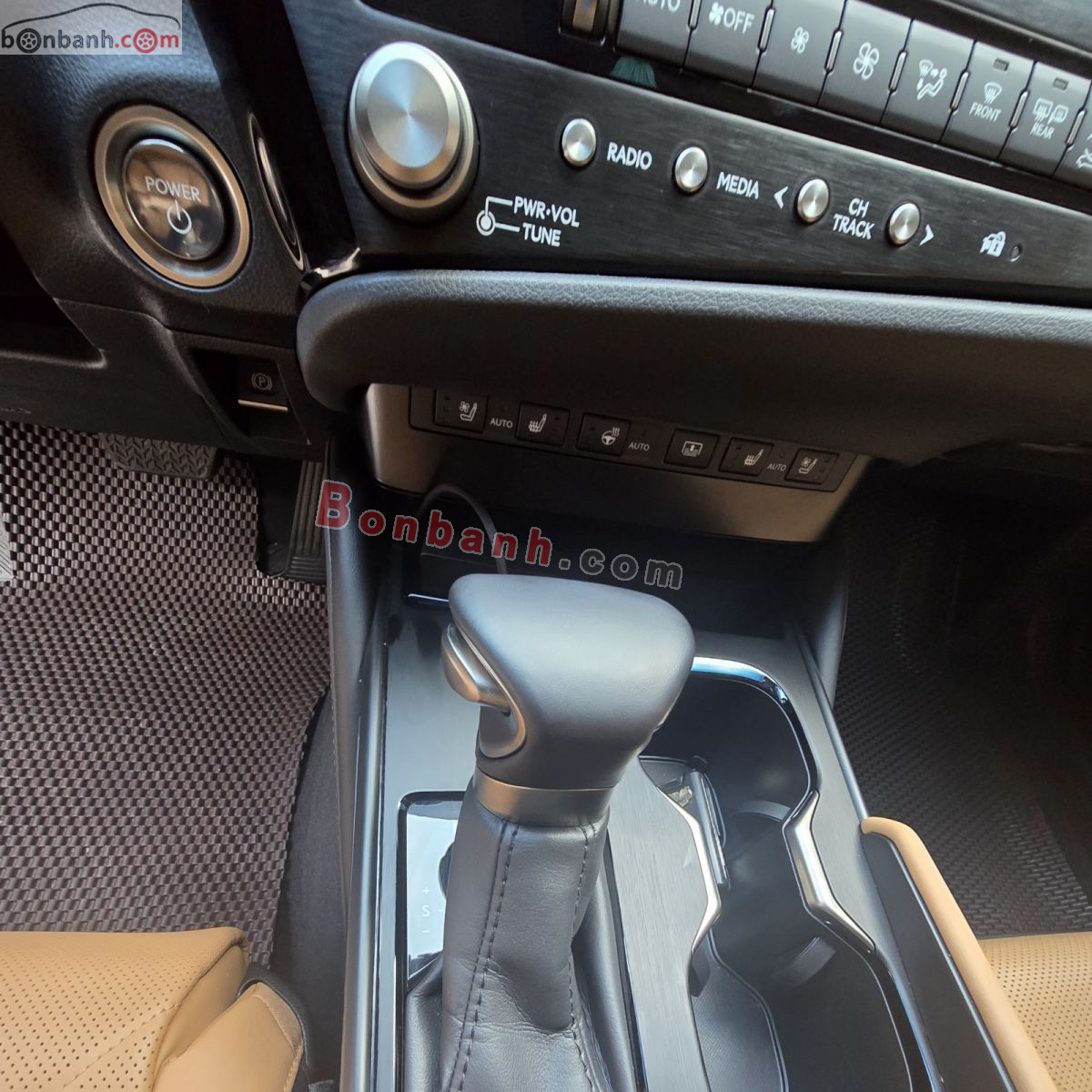 Bán ô tô Lexus ES 300h - 2024 - xe cũ