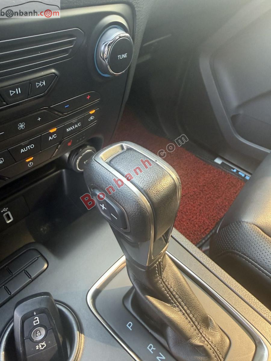 Bán ô tô Ford Everest Titanium 2.0L 4x2 AT - 2021 - xe cũ