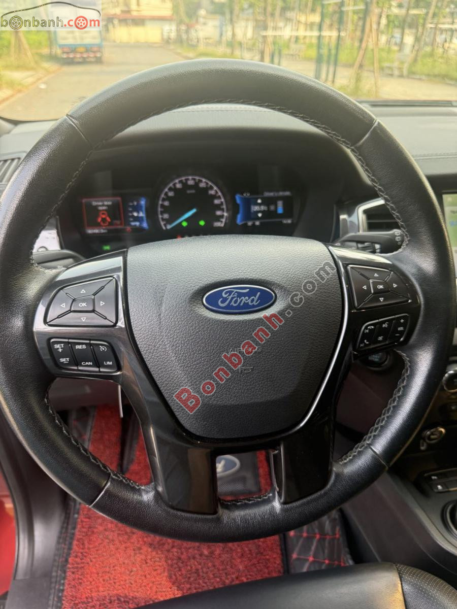 Bán ô tô Ford Everest Titanium 2.0L 4x2 AT - 2021 - xe cũ