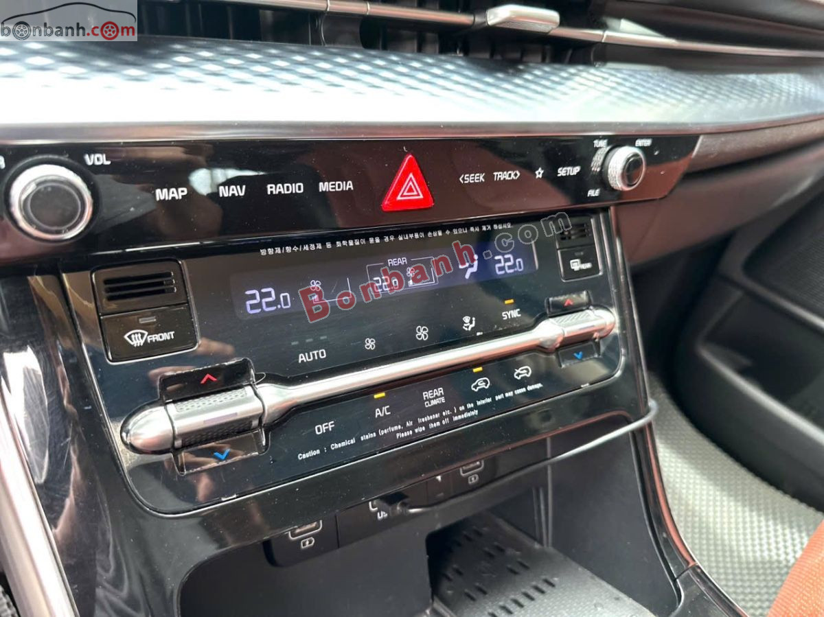 Bán ô tô Kia Carnival Premium 2.2D - 2022 - xe cũ