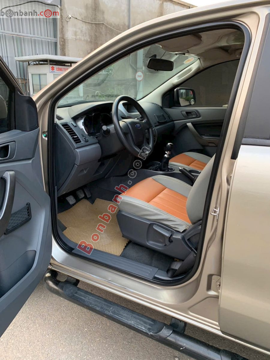 Bán ô tô Ford Ranger XLS 2.2L 4x2 MT - 2015 - xe cũ