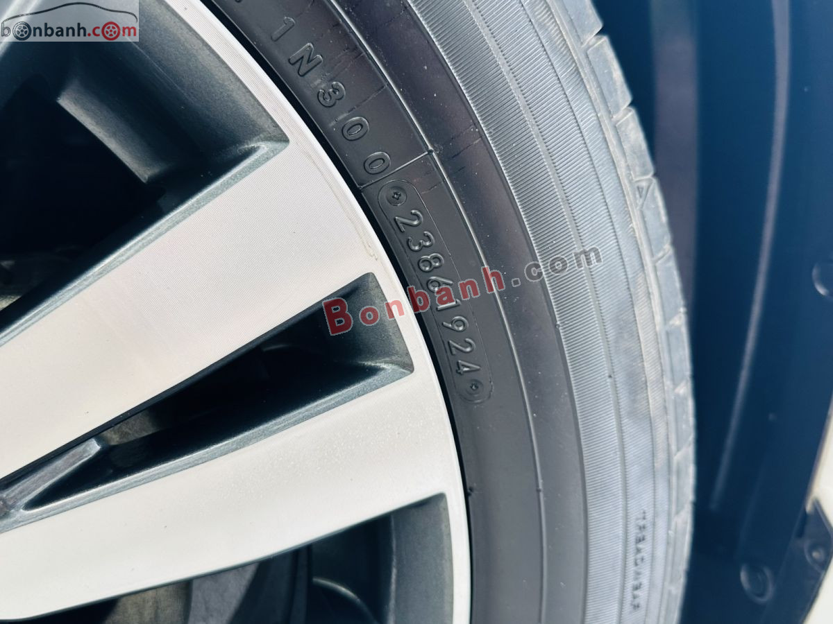 Bán ô tô Mitsubishi Outlander 2.0 CVT - 2024 - xe cũ