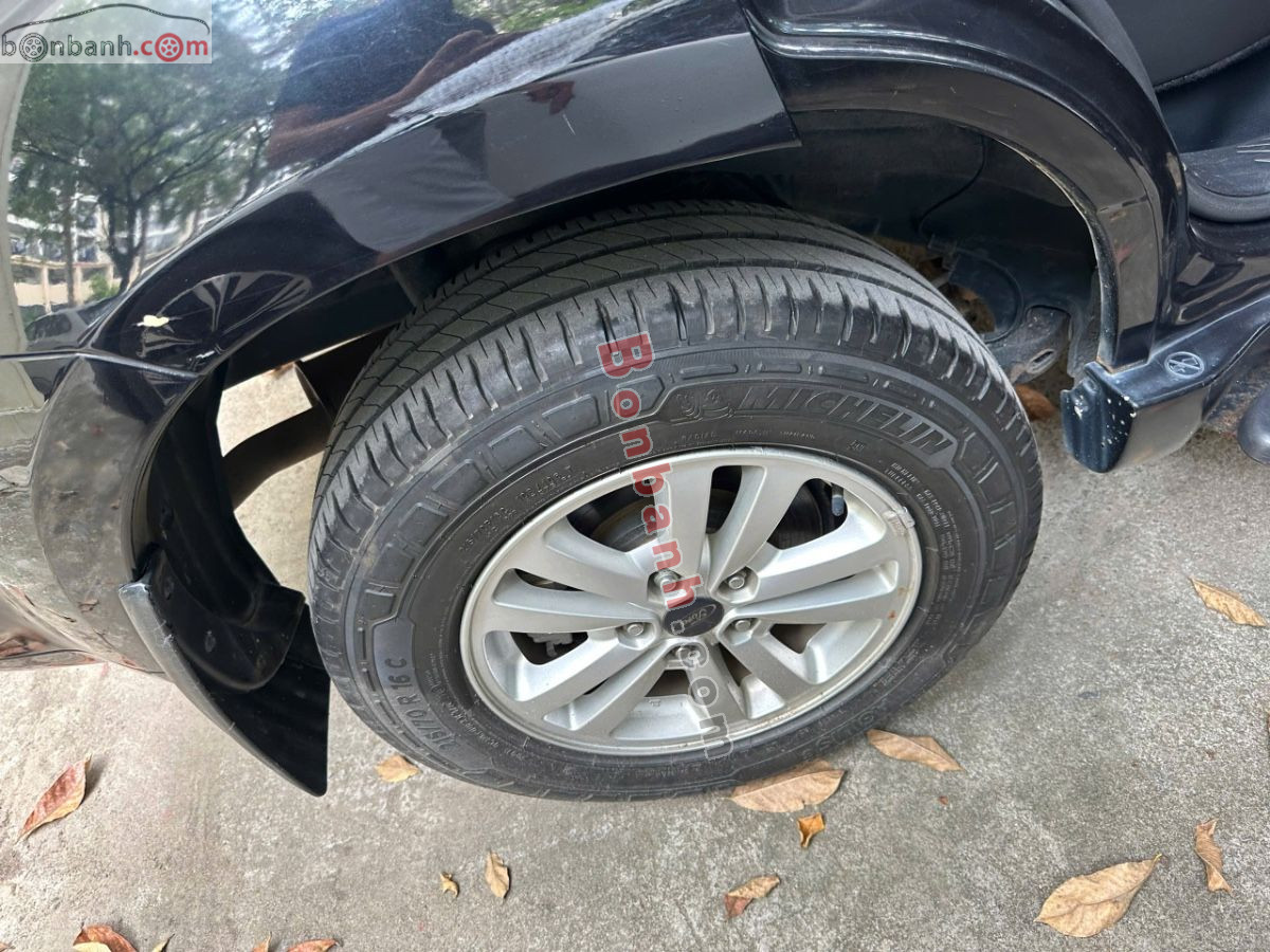 Bán ô tô Ford Escape XLS 2.3L 4x2 AT - 2013 - xe cũ