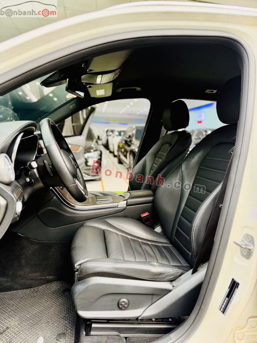 Bán ô tô Mercedes Benz GLC 200 4Matic - 2019 - xe cũ