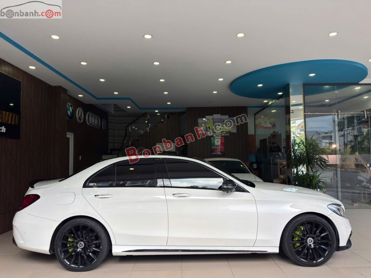 Bán ô tô Mercedes Benz C class C300 AMG - 2015 - xe cũ