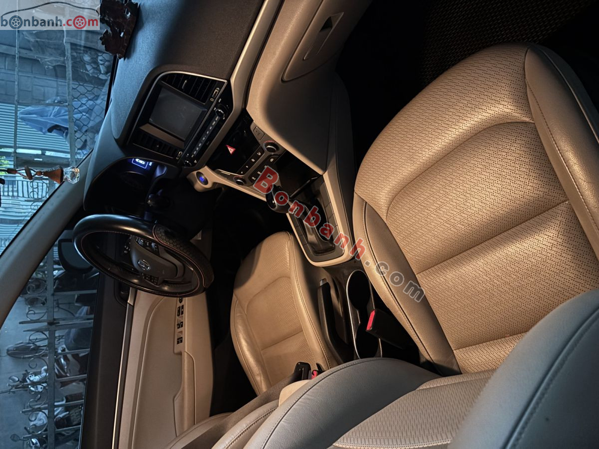 Bán ô tô Hyundai Elantra 1.6 AT - 2019 - xe cũ