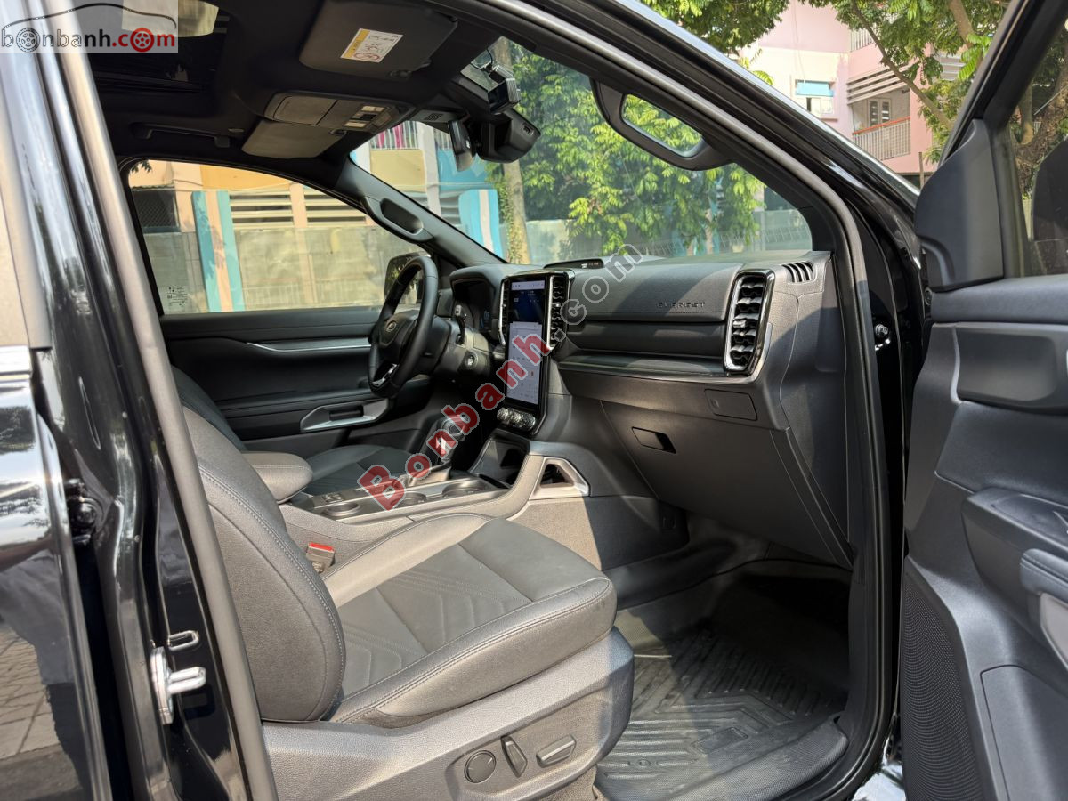 Bán ô tô Ford Everest Titanium 2.0L 4x2 AT - 2024 - xe cũ
