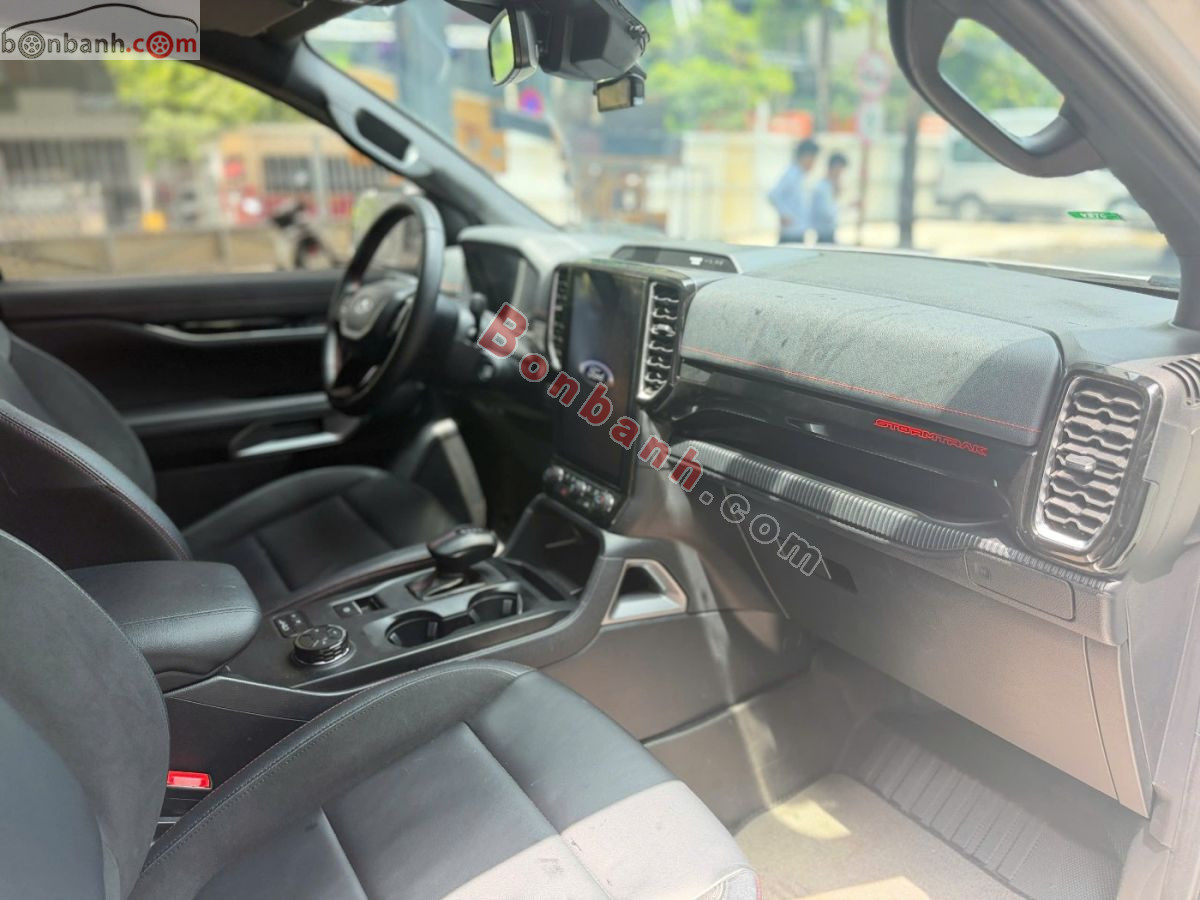 Bán ô tô Ford Ranger Stormtrak 2.0L 4x4 AT - 2025 - xe cũ
