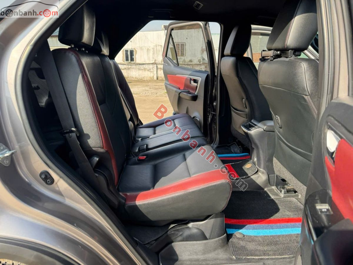 Bán ô tô Toyota Fortuner Legender 2.4L 4x2 AT - 2024 - xe cũ