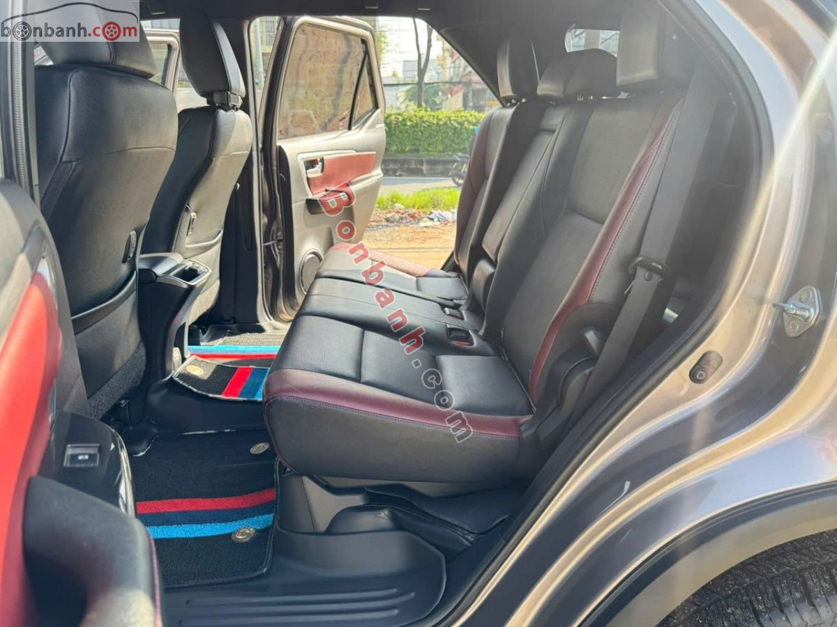 Bán ô tô Toyota Fortuner Legender 2.4L 4x2 AT - 2024 - xe cũ