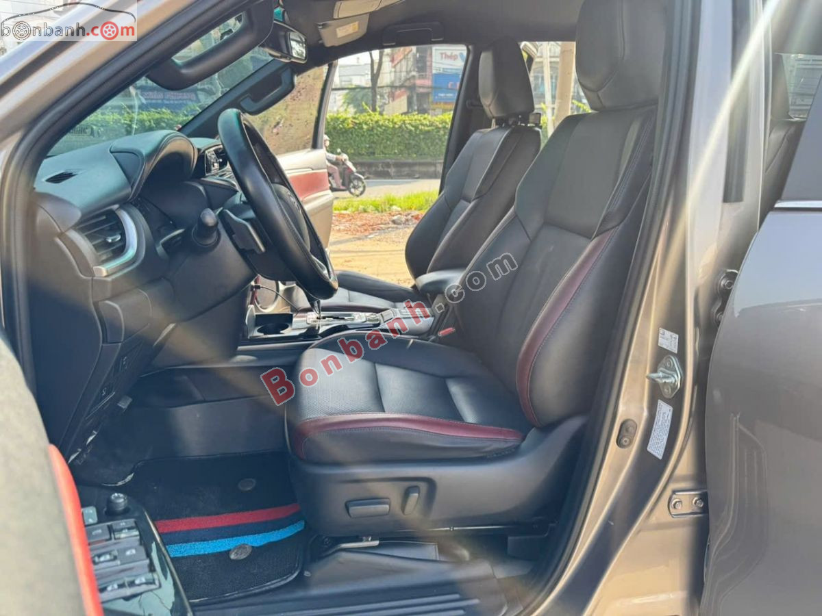Bán ô tô Toyota Fortuner Legender 2.4L 4x2 AT - 2024 - xe cũ
