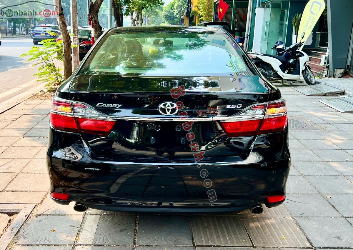 Bán ô tô Toyota Camry 2.5Q - 2016 - xe cũ