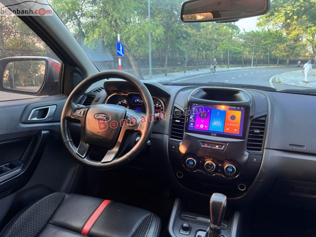 Bán ô tô Ford Ranger Wildtrak 3.2L 4x4 AT - 2015 - xe cũ