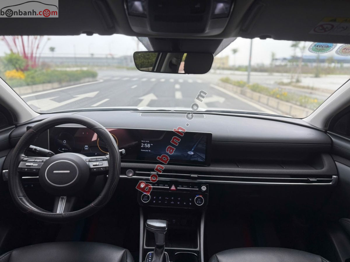 Bán ô tô Hyundai Tucson 2.0 AT Đặc biệt - 2024 - xe cũ