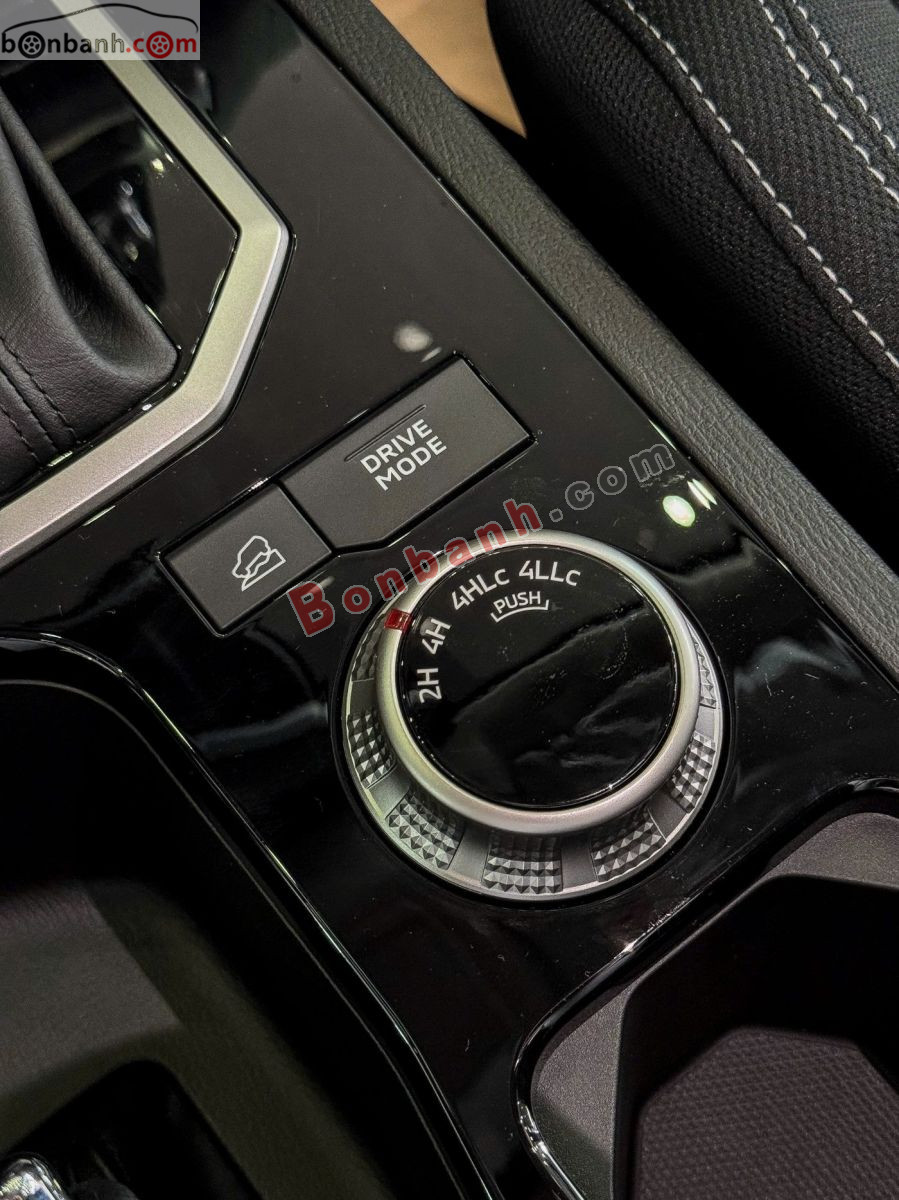 Bán ô tô Mitsubishi Triton Premium 4WD AT - 2026 - xe mới