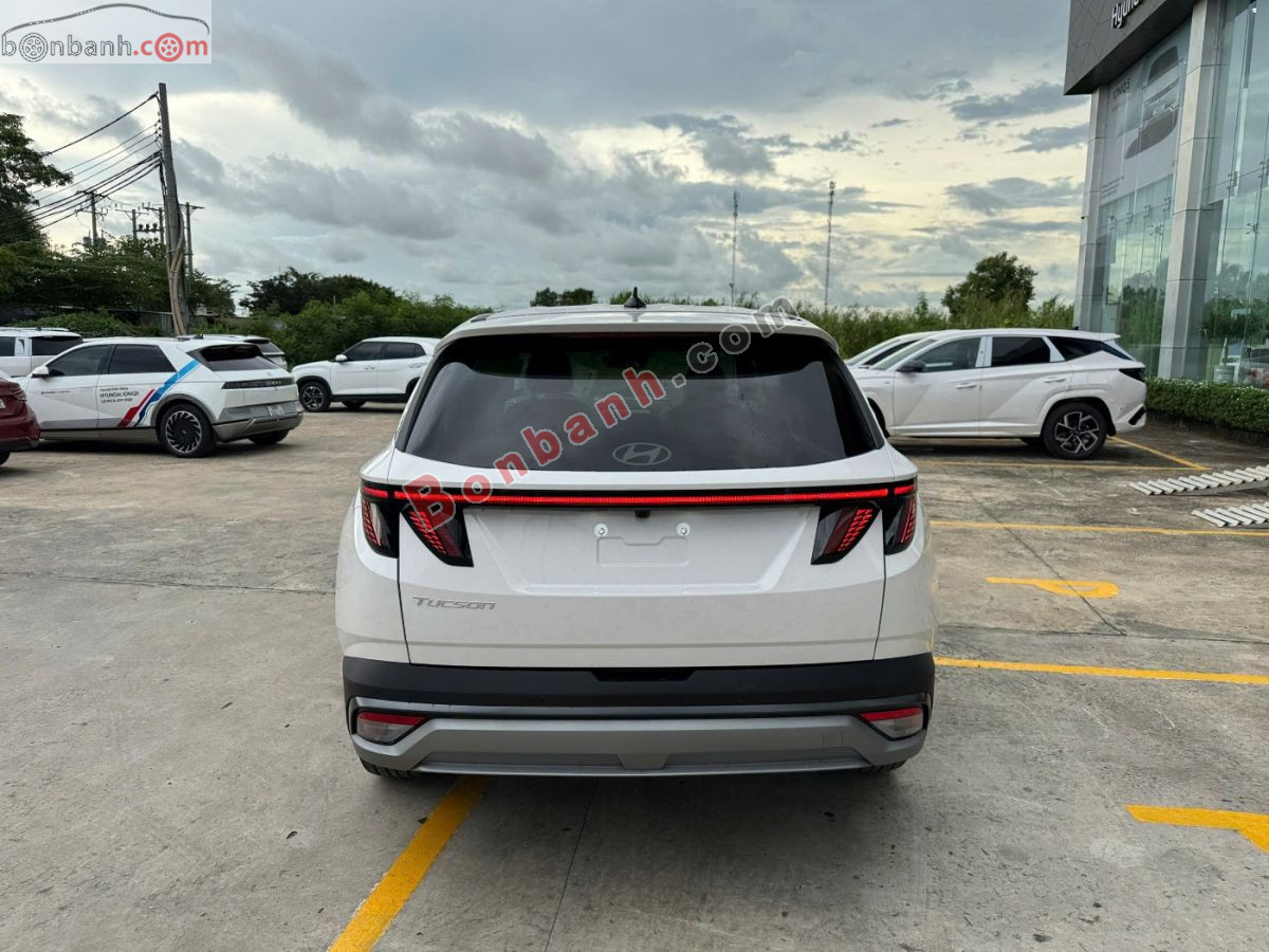 Bán ô tô Hyundai Tucson 2.0 AT Tiêu chuẩn - 2026 - xe mới