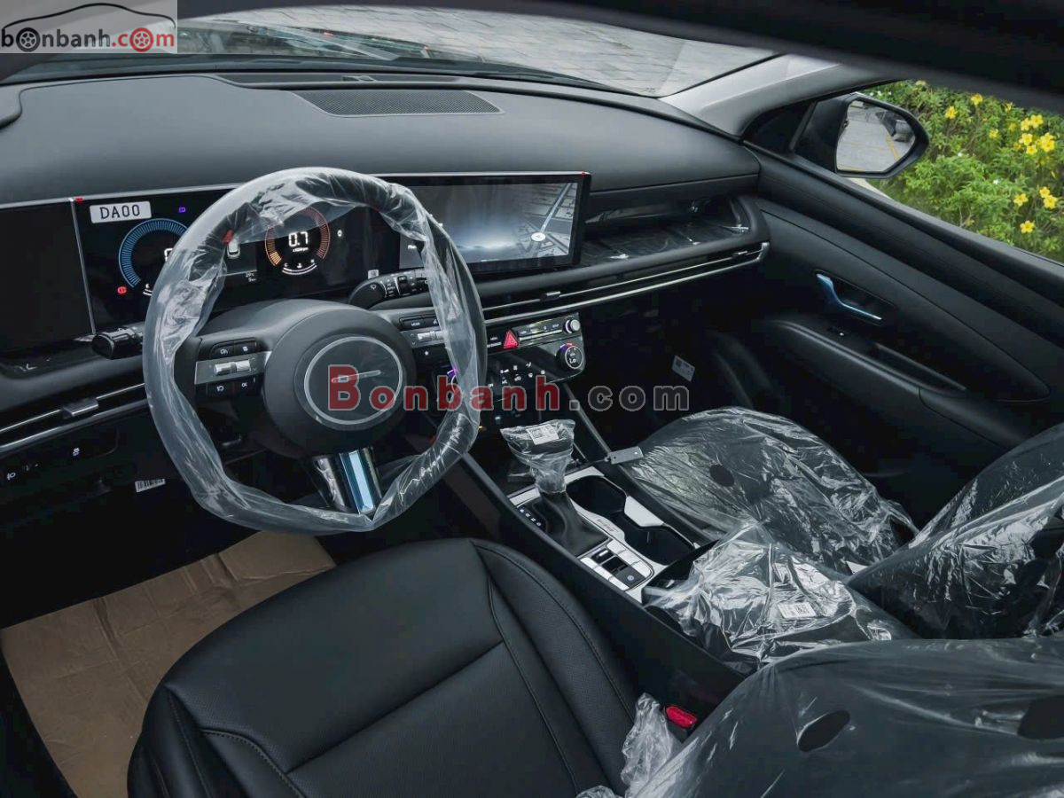 Bán ô tô Hyundai Tucson 2.0 AT Tiêu chuẩn - 2026 - xe mới
