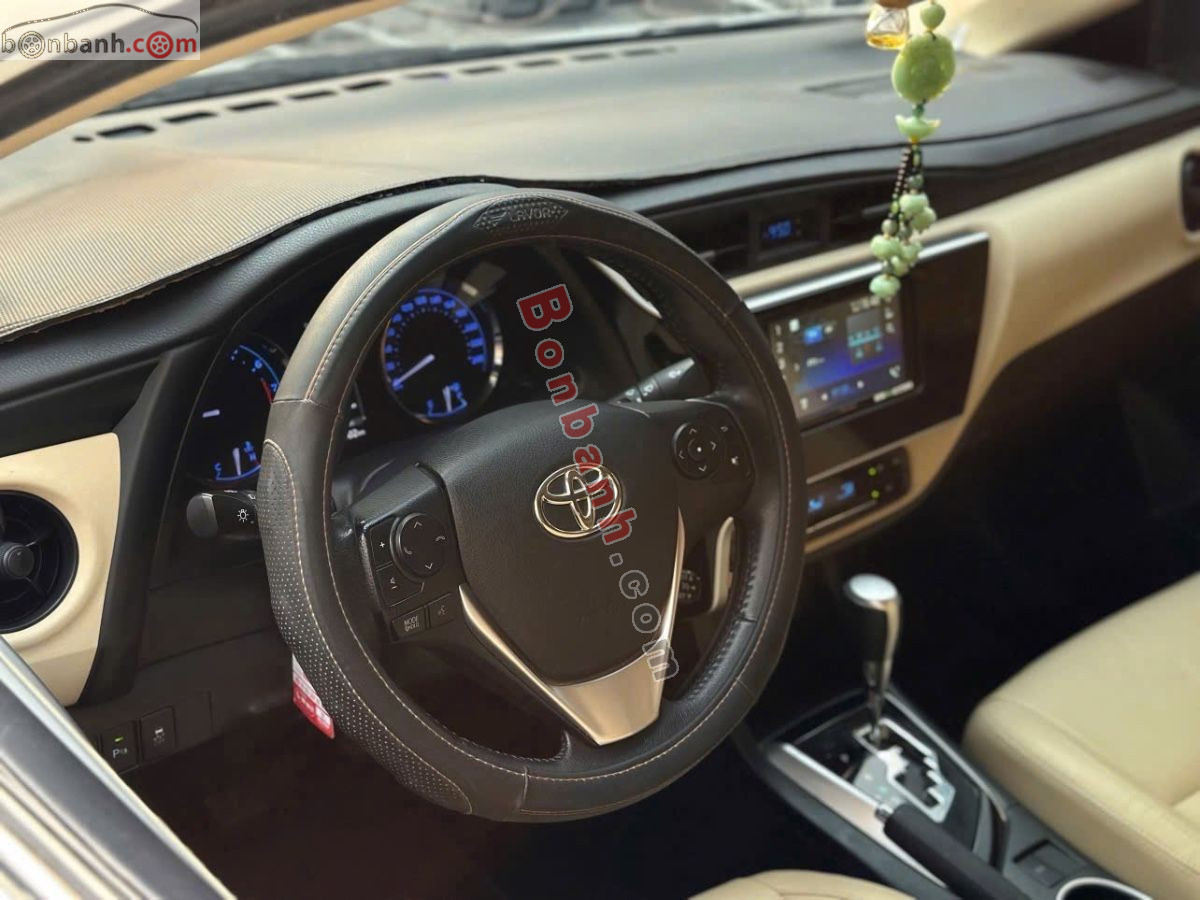 Bán ô tô Toyota Corolla altis 1.8E AT - 2021 - xe cũ