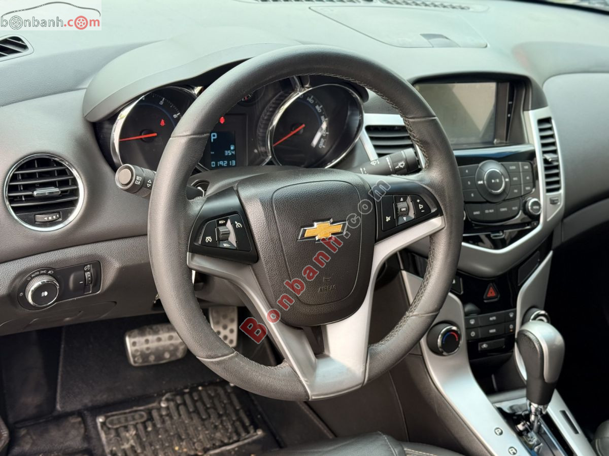 Bán ô tô Chevrolet Cruze LTZ 1.8 AT - 2015 - xe cũ