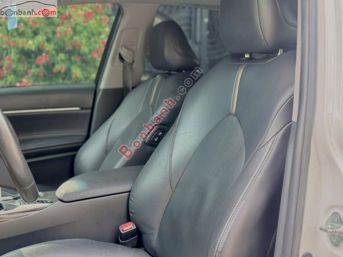 Bán ô tô Toyota Camry 2.5Q - 2020 - xe cũ