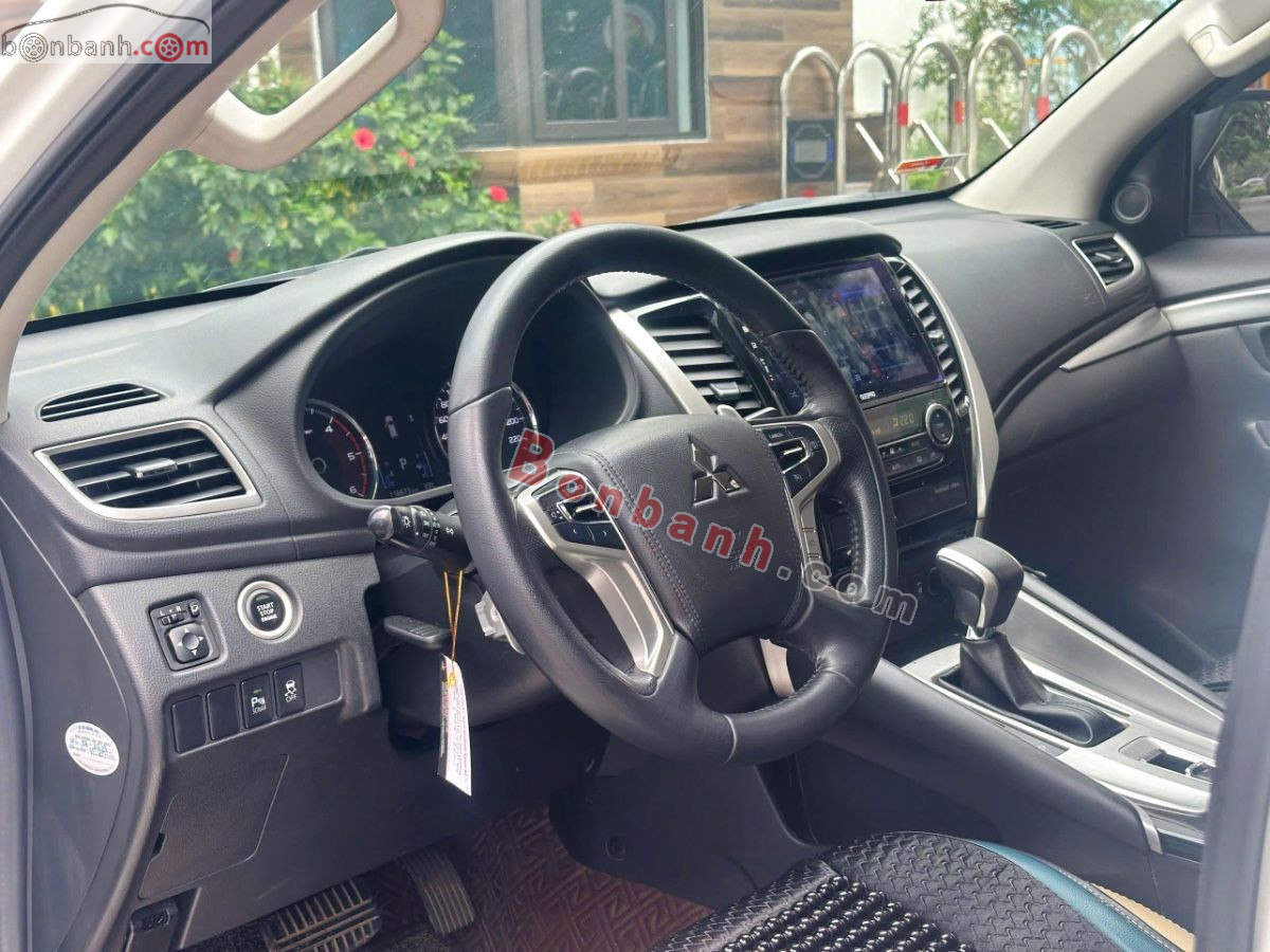Bán ô tô Mitsubishi Pajero Sport 2.4D 4x2 AT - 2019 - xe cũ