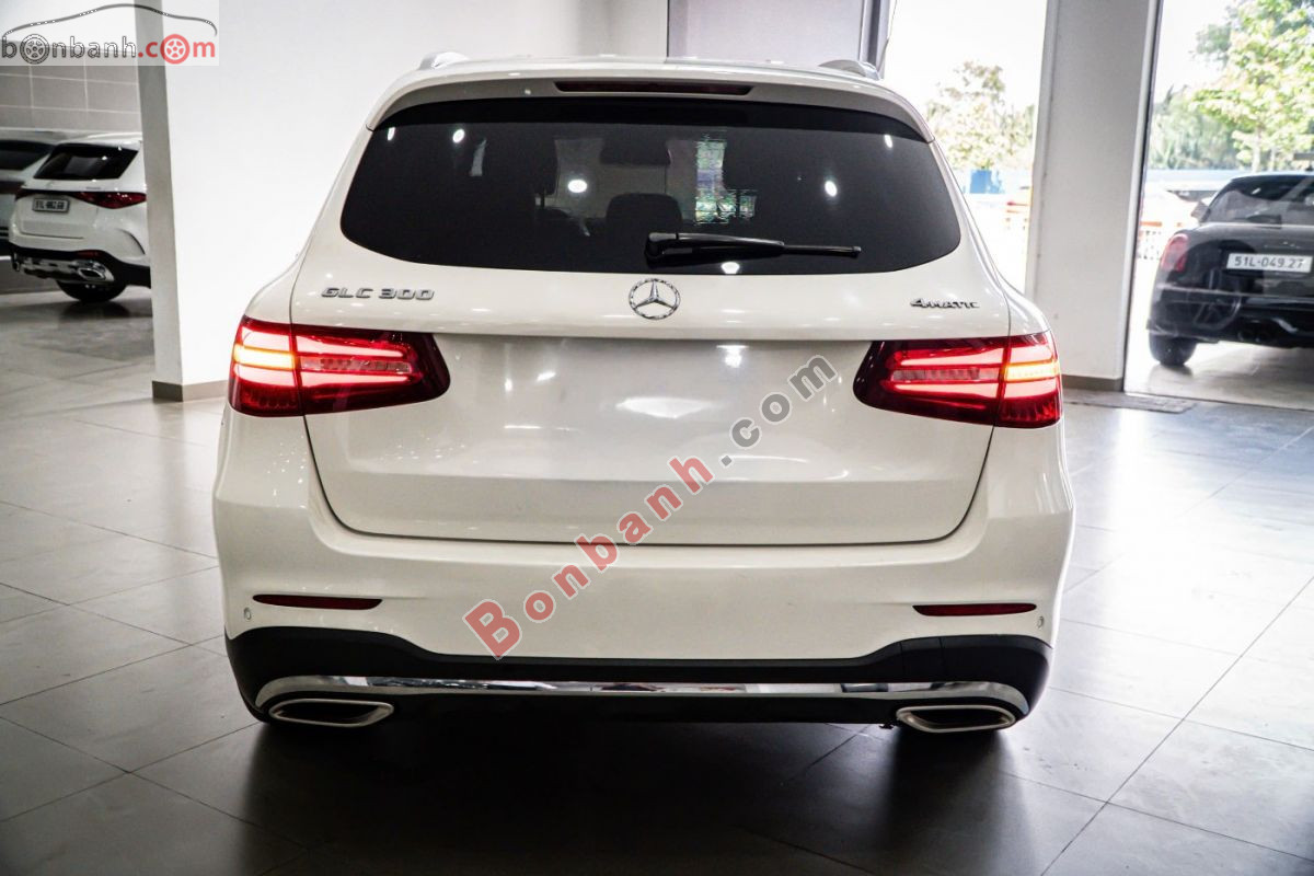 Bán ô tô Mercedes Benz GLC 300 4Matic - 2017 - xe cũ