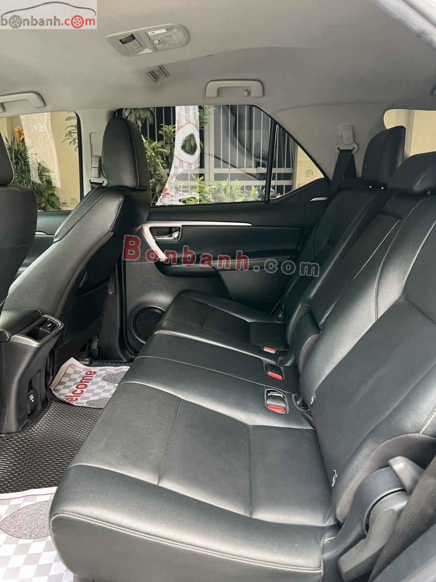 Bán ô tô Toyota Fortuner 2.4L 4x2 AT - 2022 - xe cũ