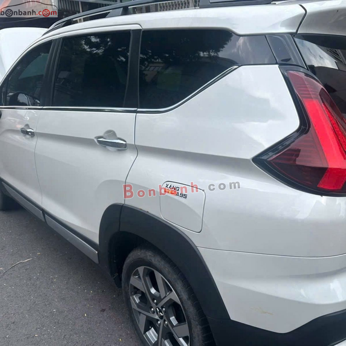 Bán ô tô Mitsubishi Xpander Cross 1.5 AT - 2025 - xe cũ