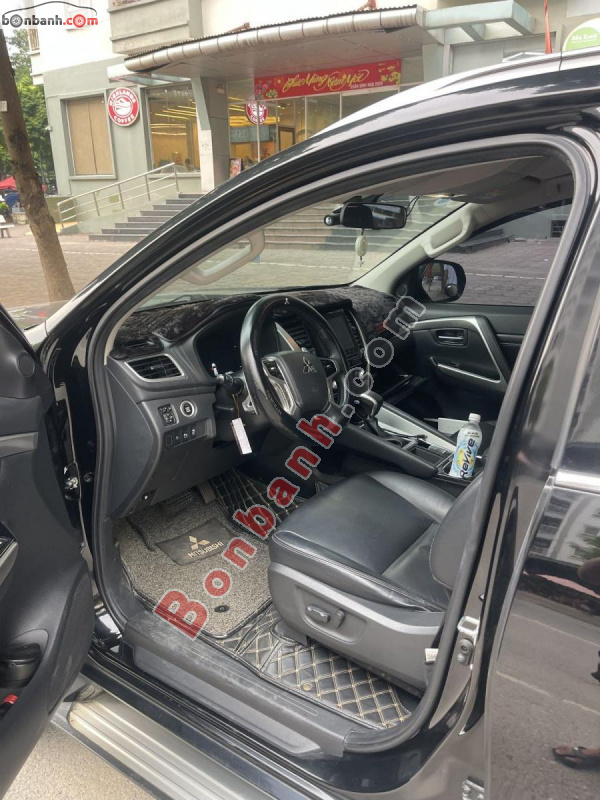 Bán ô tô Mitsubishi Pajero Sport 2.4D 4x2 AT - 2021 - xe cũ