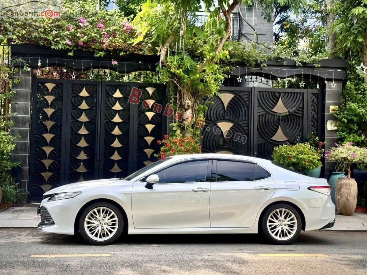 Bán ô tô Toyota Camry 2.5Q - 2020 - xe cũ