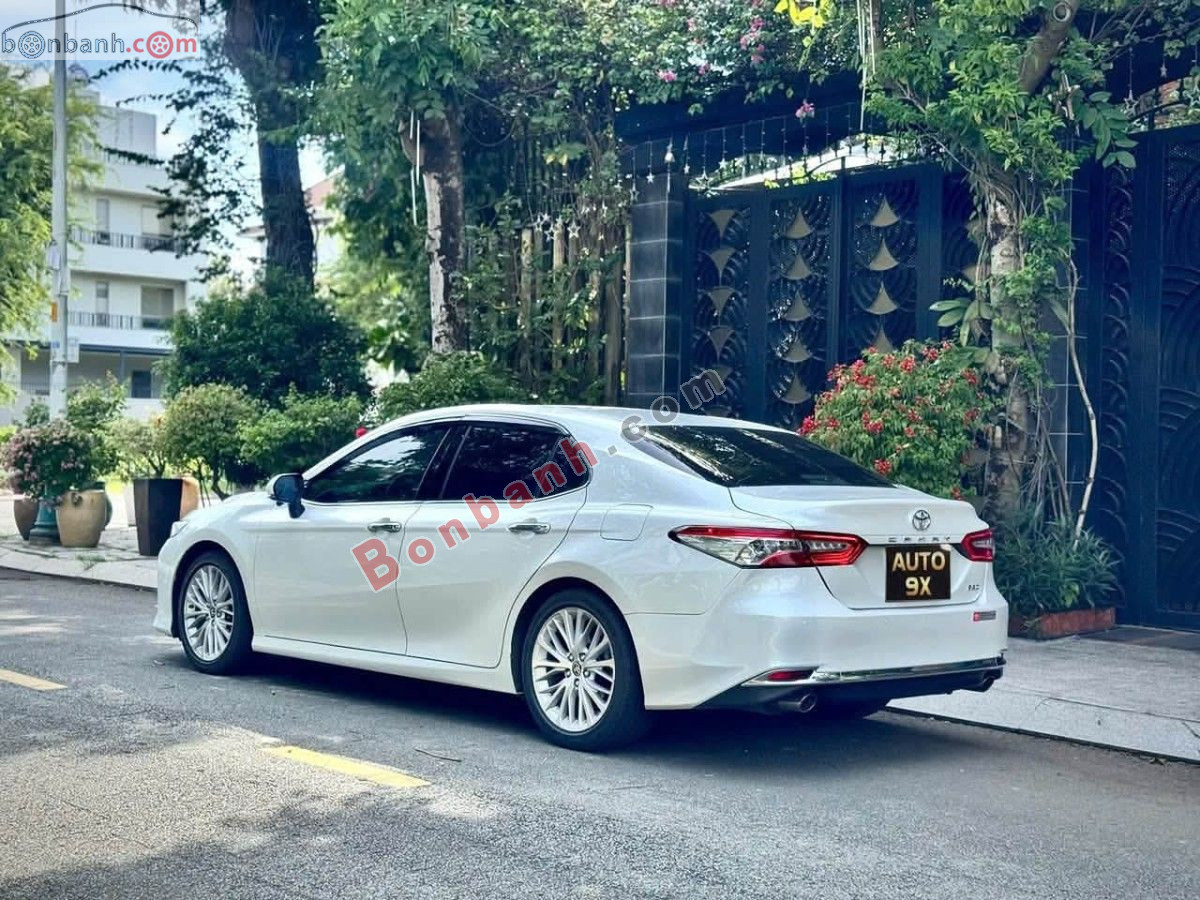 Bán ô tô Toyota Camry 2.5Q - 2020 - xe cũ