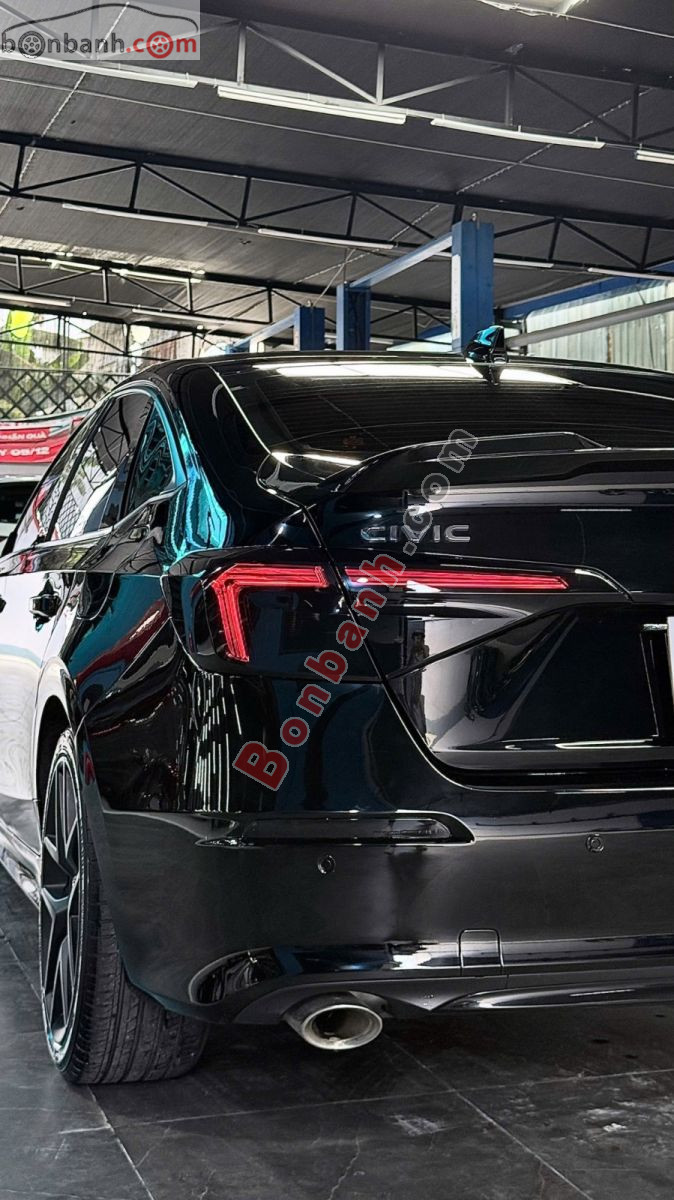 Bán ô tô Honda Civic RS 1.5 AT - 2023 - xe cũ