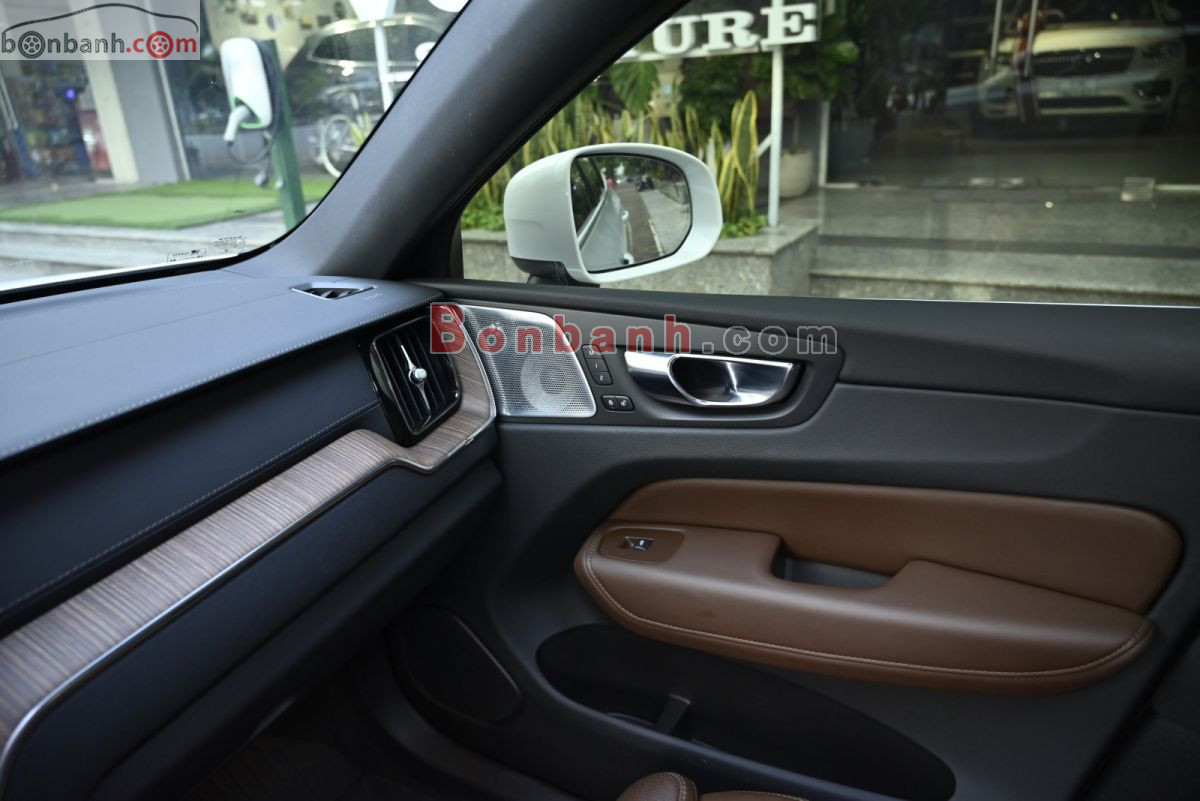 Bán ô tô Volvo XC60 Ultimate Bright B6 AWD - 2022 - xe cũ