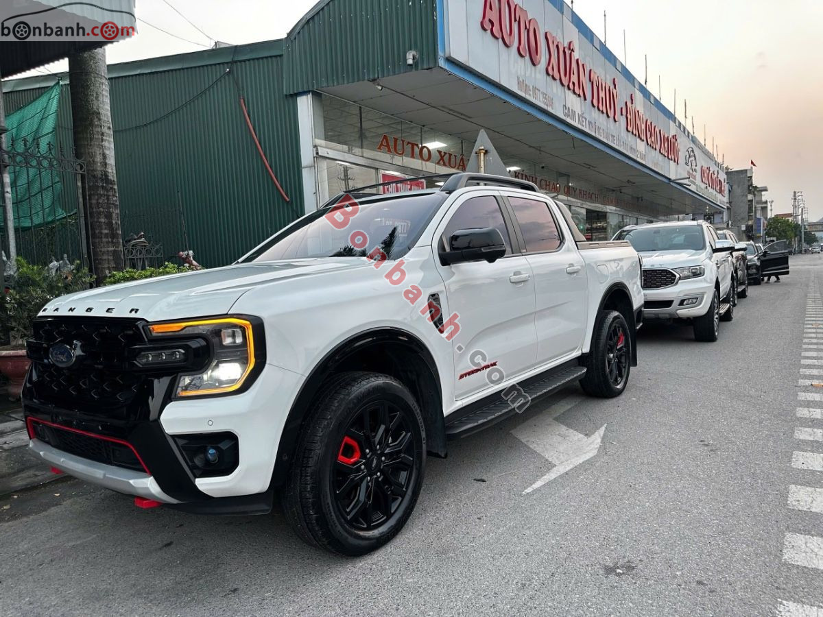 Bán ô tô Ford Ranger Stormtrak 2.0L 4x4 AT - 2024 - xe cũ