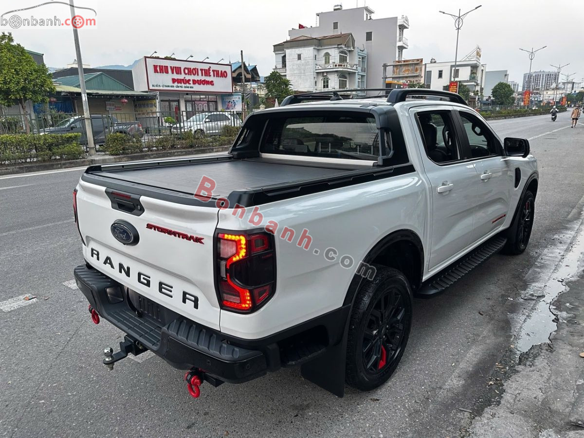 Bán ô tô Ford Ranger Stormtrak 2.0L 4x4 AT - 2024 - xe cũ