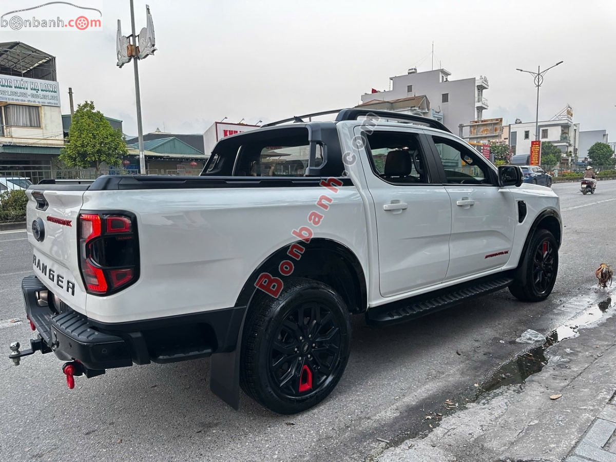 Bán ô tô Ford Ranger Stormtrak 2.0L 4x4 AT - 2024 - xe cũ