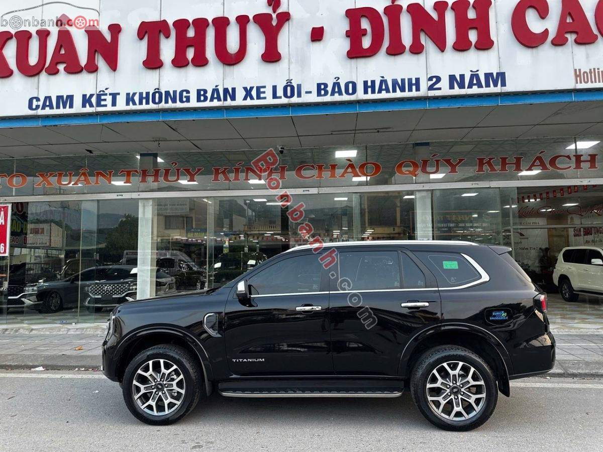 Bán ô tô Ford Everest Titanium 2.0L 4x2 AT - 2024 - xe cũ