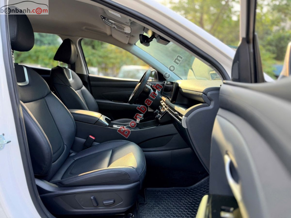 Bán ô tô Hyundai Tucson 2.0 AT Đặc biệt - 2025 - xe cũ