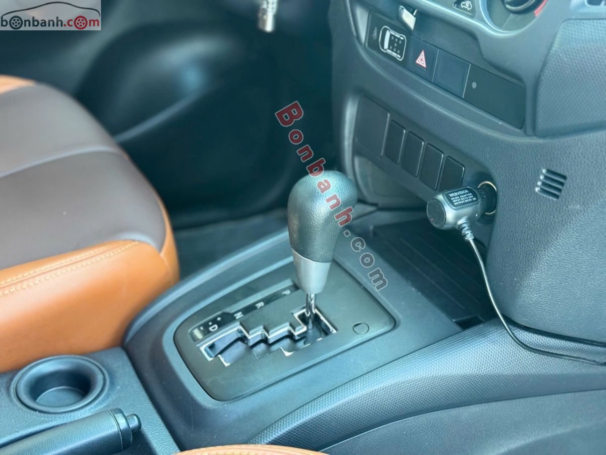 Bán ô tô Mitsubishi Triton 4x2 AT - 2023 - xe cũ