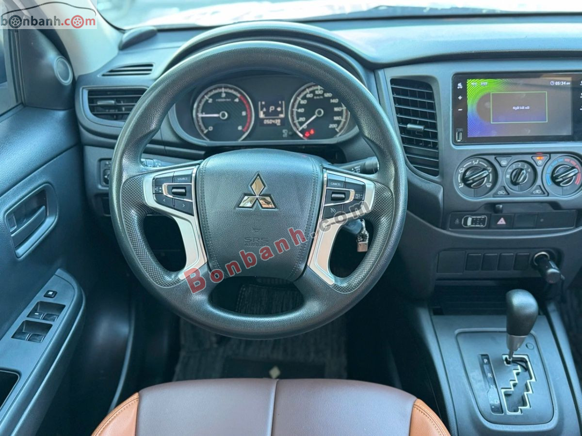 Bán ô tô Mitsubishi Triton 4x2 AT - 2023 - xe cũ